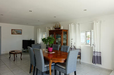 Appartement - 79 m² - 2 pièces