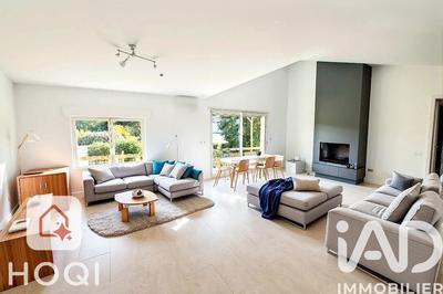 Maison - 86 m² - 5 pièces