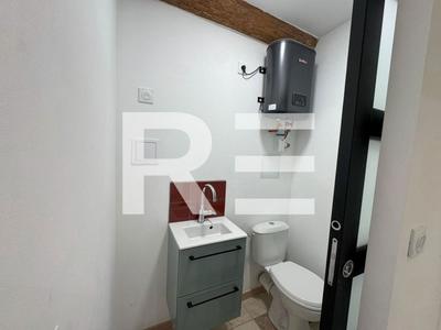 Local commercial - 20 m² - 2 pièces