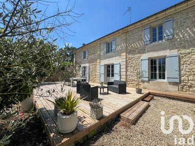 Maison - 259 m² - 8 pièces
