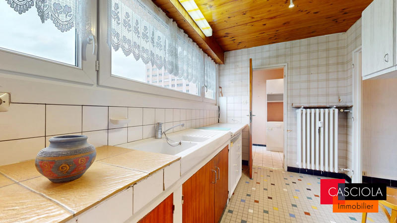 Appartement - 75 m² - 4 pièces