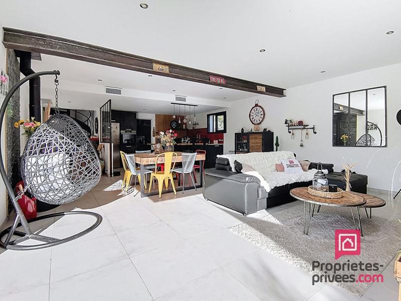 Maison - 156 m² - 6 pièces