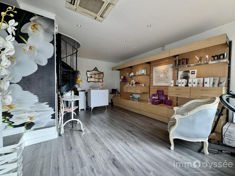 Local commercial - 63 m²