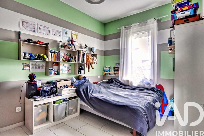 Maison - 104 m² - 4 pièces