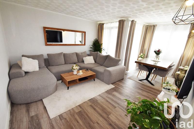 Appartement - 94 m² - 5 pièces