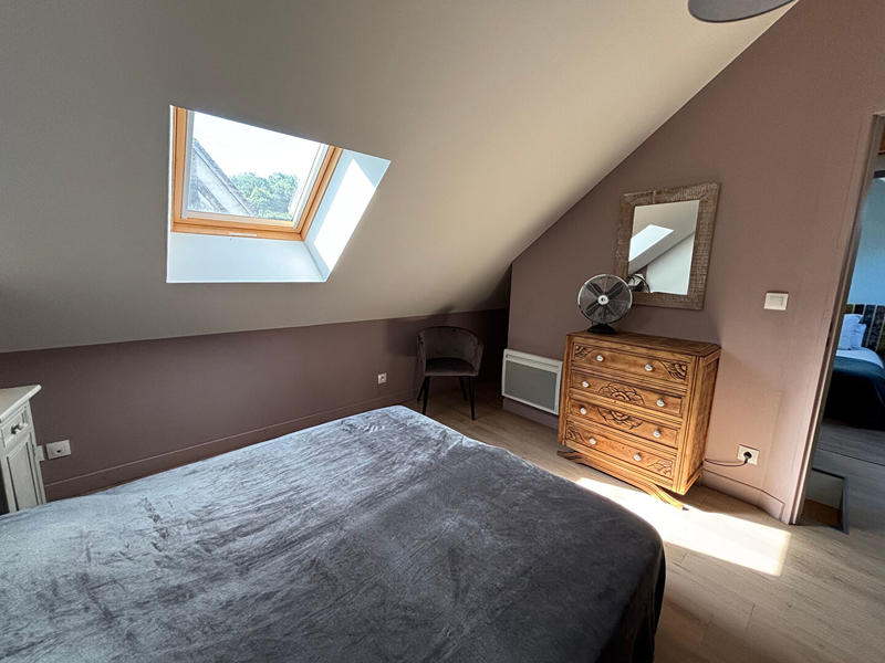 Maison - 200 m² - 10 pièces