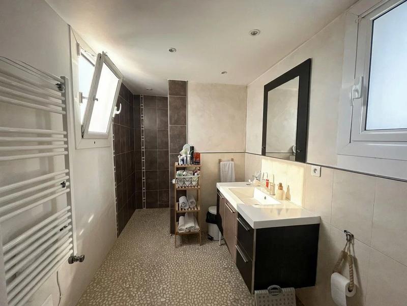 Maison - 105 m² - 4 pièces