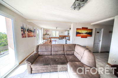 Maison - 150 m² - 7 pièces