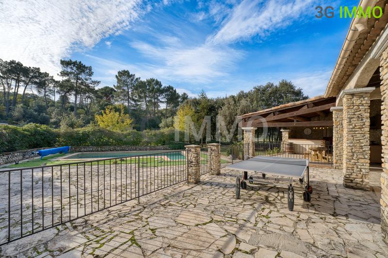 Villa - 153 m² - 6 pièces