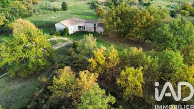 Maison - 157 m² - 6 pièces