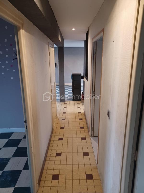 Maison de campagne - 92 m² - 8 pièces