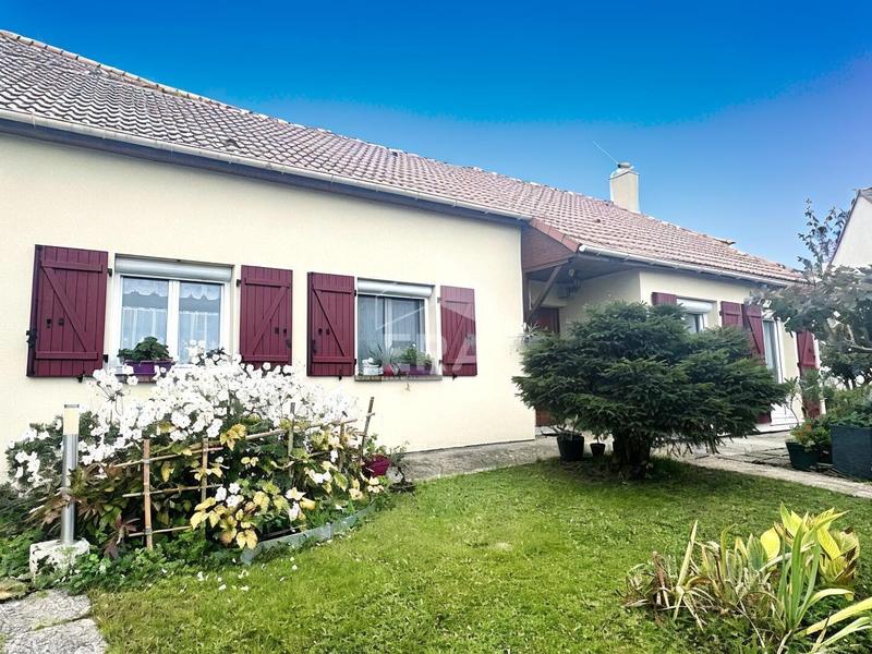 Maison - 135 m² - 5 pièces