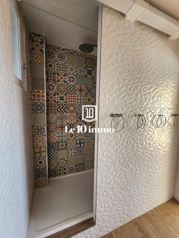 Appartement - 84 m² - 5 pièces