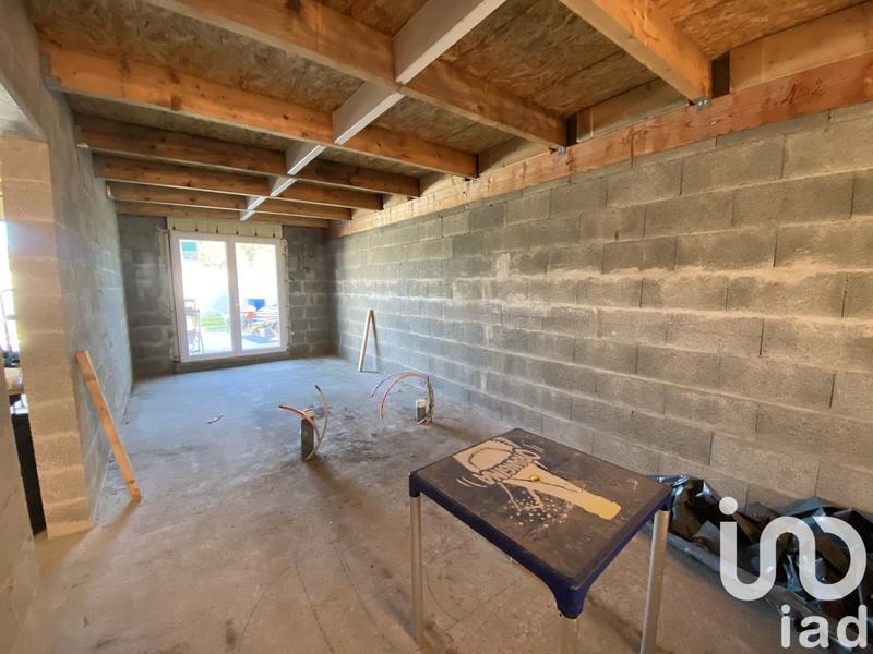 Maison - 93 m² - 4 pièces