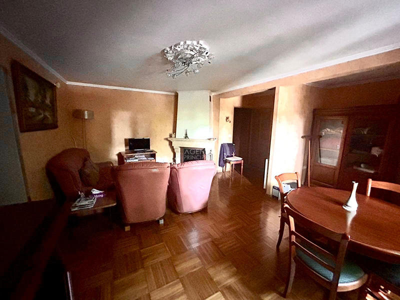 Maison - 140 m² - 7 pièces