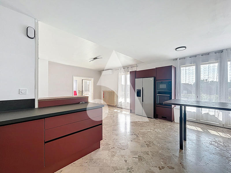 Maison - 150 m² - 7 pièces