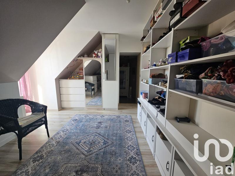 Maison - 183 m² - 9 pièces