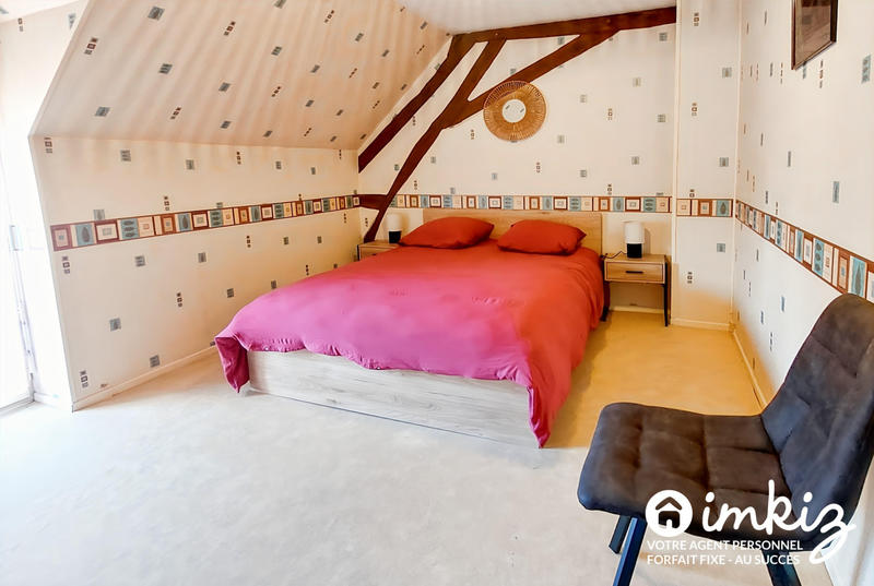 Maison - 360 m² - 15 pièces