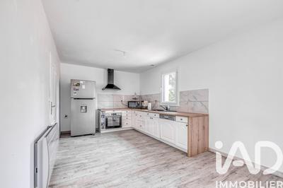 Maison - 104 m² - 5 pièces
