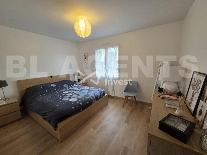 Maison - 162 m² - 6 pièces