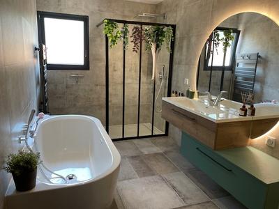 Villa - 100 m² - 5 pièces