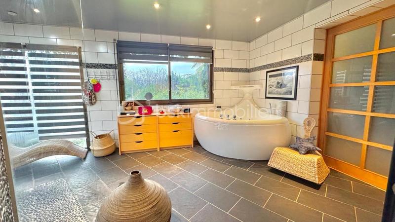 Maison d'architecte - 192 m² - 5 pièces