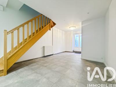 Maison - 98 m² - 4 pièces