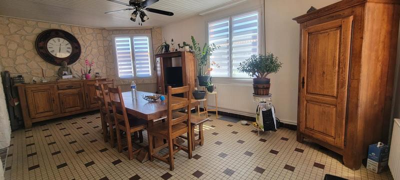 Maison - 144 m² - 7 pièces