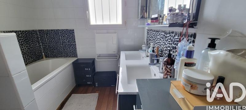 Maison - 111 m² - 6 pièces