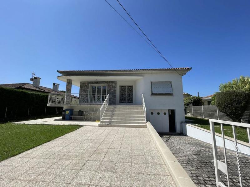 Maison - 140 m² - 4 pièces