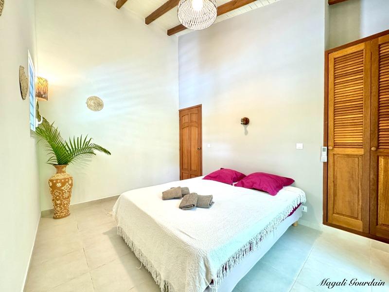 Propriété - 102 m² - 5 pièces