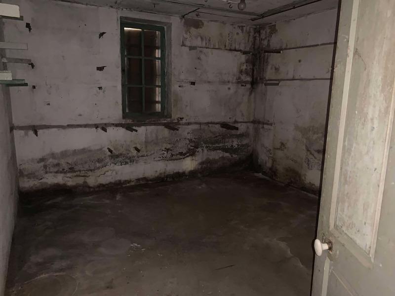 Maison - 181 m² - 7 pièces