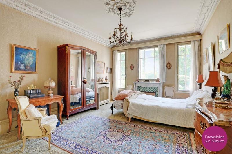 Appartement - 165 m² - 6 pièces