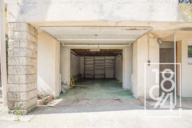 Maison - 181 m² - 6 pièces