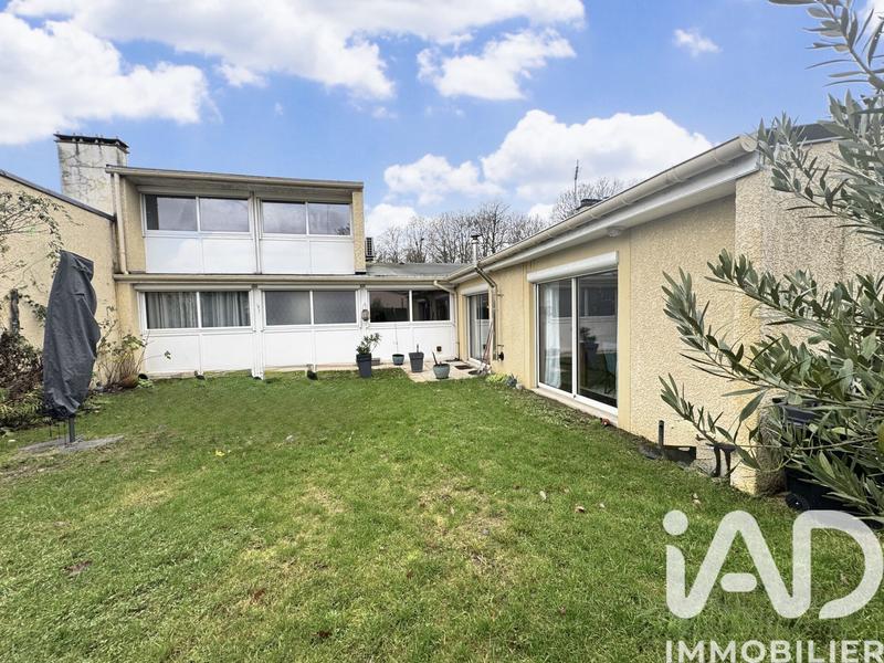 Maison - 142 m² - 7 pièces