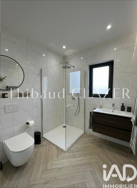 Maison - 97 m² - 5 pièces