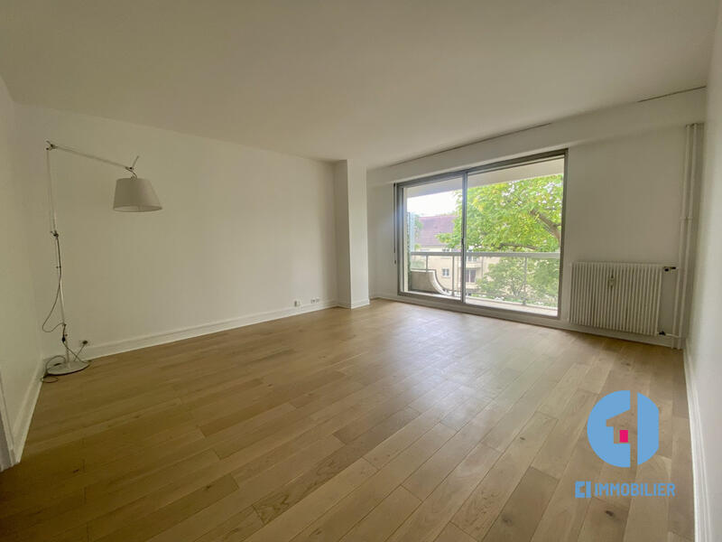 Appartement - 106 m² - 5 pièces