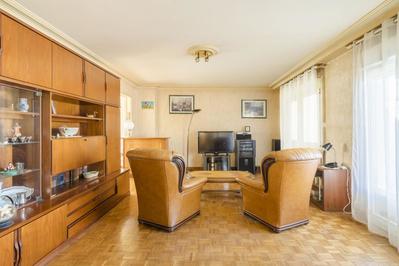 Maison - 137 m² - 6 pièces