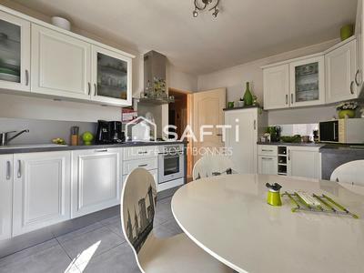 Maison - 135 m² - 6 pièces