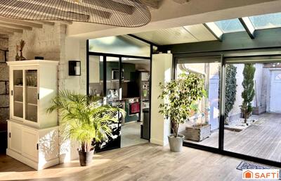 Maison - 189 m² - 8 pièces