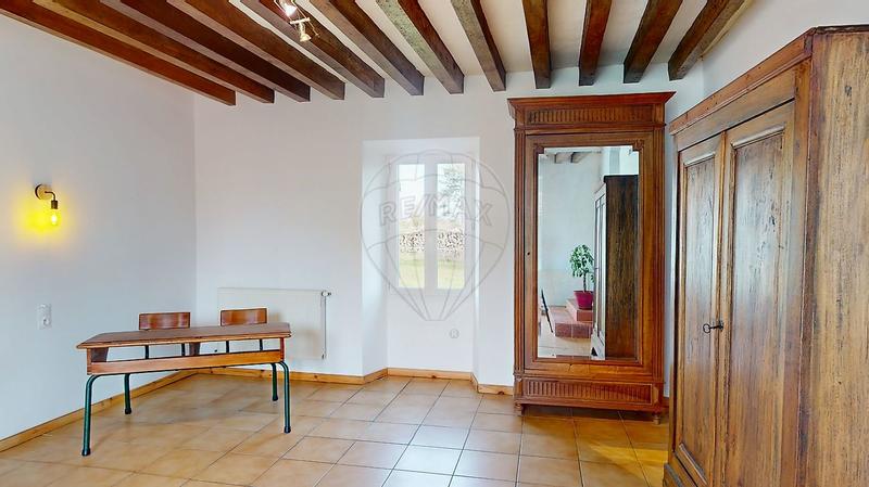 Corps de ferme - 250 m² - 6 pièces