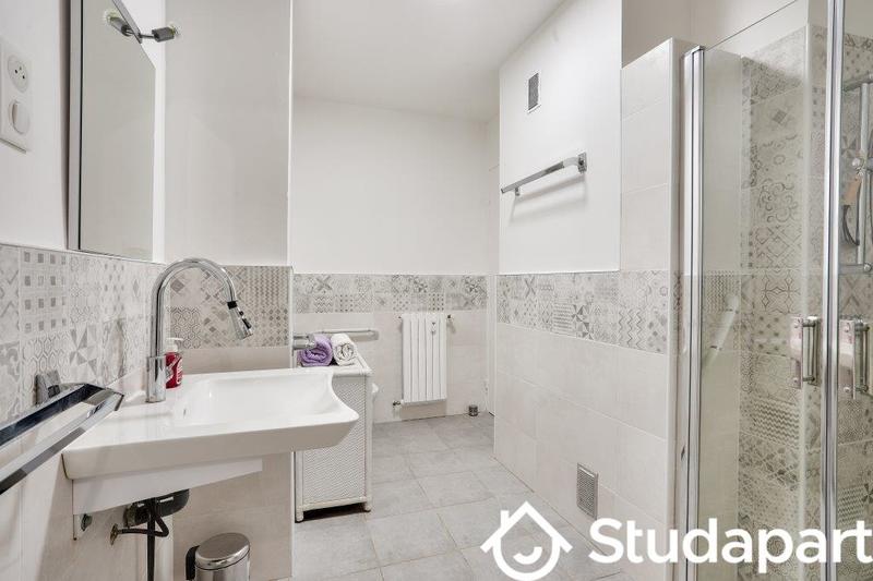 Appartement - 80 m² - 3 pièces