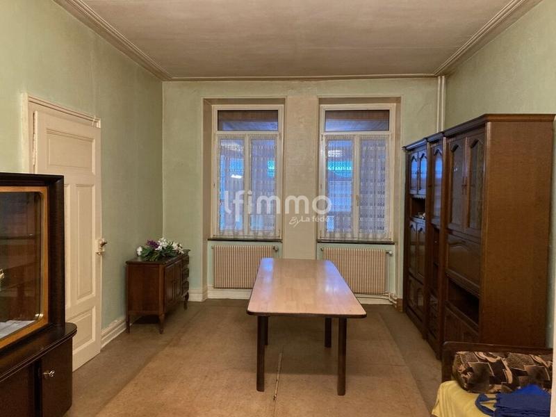 Maison - 288 m² - 9 pièces