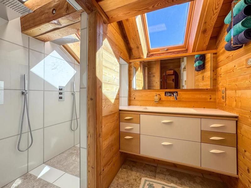 Châlet - 375 m² - 9 pièces