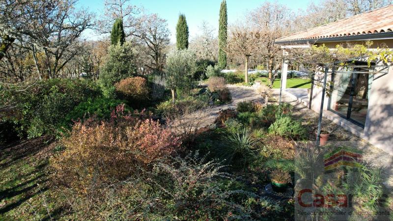 Maison - 163 m² - 5 pièces