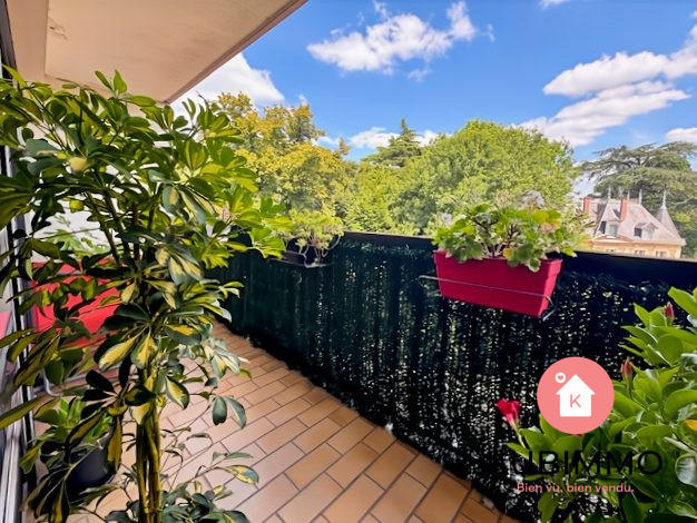 Appartement - 85 m² - 4 pièces