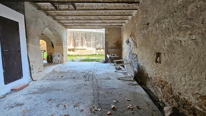 Maison - 280 m² - 7 pièces