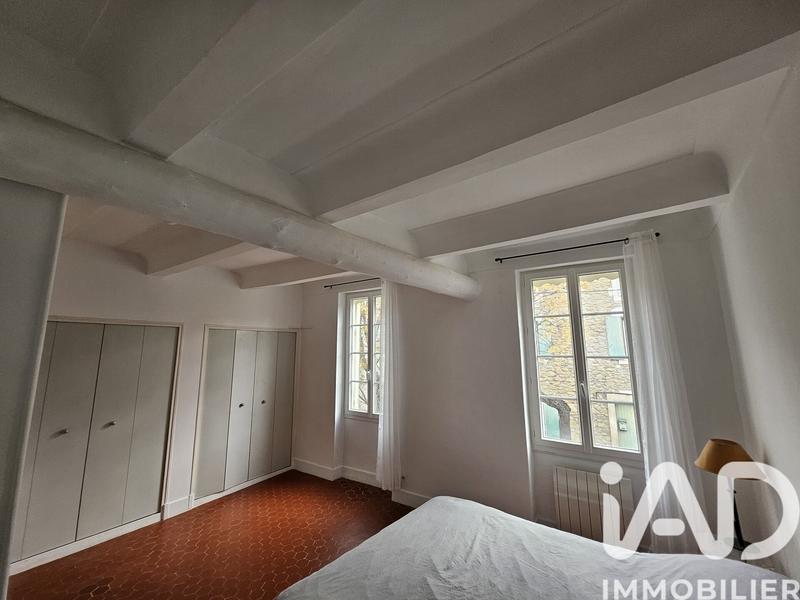 Maison - 250 m² - 8 pièces