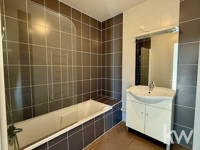 Appartement - 98 m² - 4 pièces