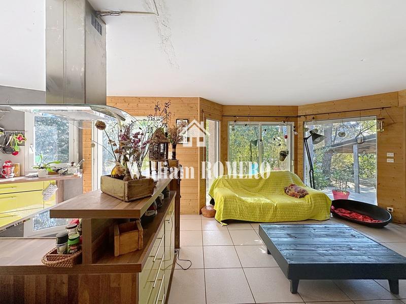 Villa - 236 m² - 7 pièces